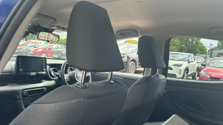 Toyota Yaris 1.5 Hybrid Design 5dr CVT Hybrid Hatchback